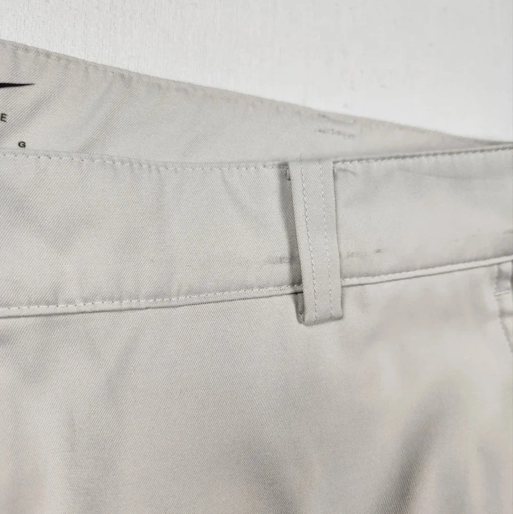 Nike Golf Dri-Fit Tour Porformance Button Shorts.